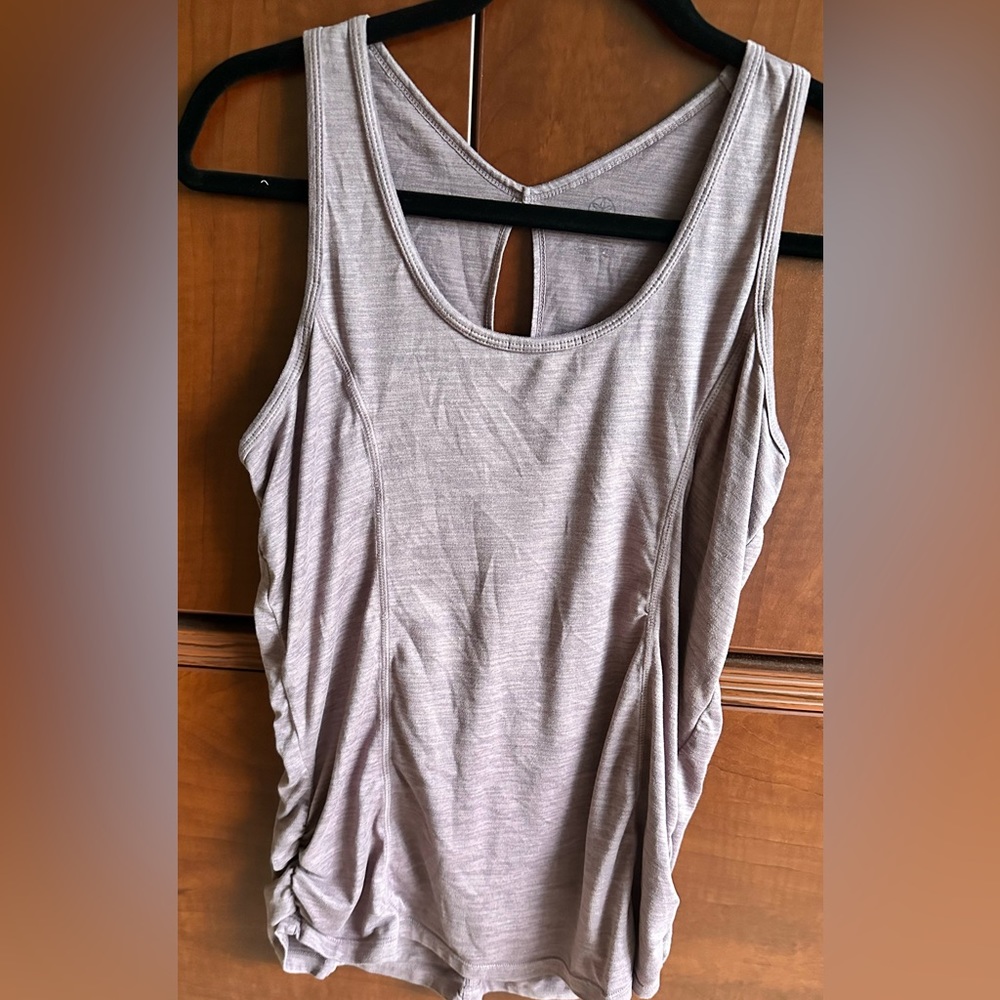 Gaim Yoga Tank with Side Ruching Medium